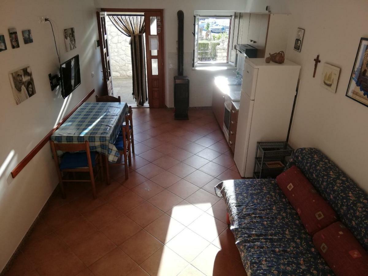 Apartments Ana Pogana Пунта-Крижа Экстерьер фото
