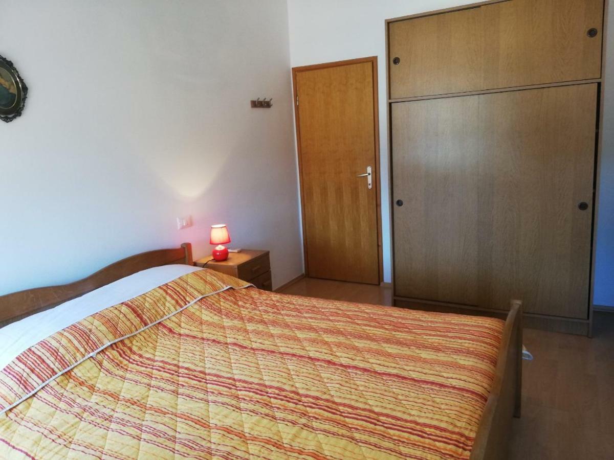 Apartments Ana Pogana Пунта-Крижа Экстерьер фото
