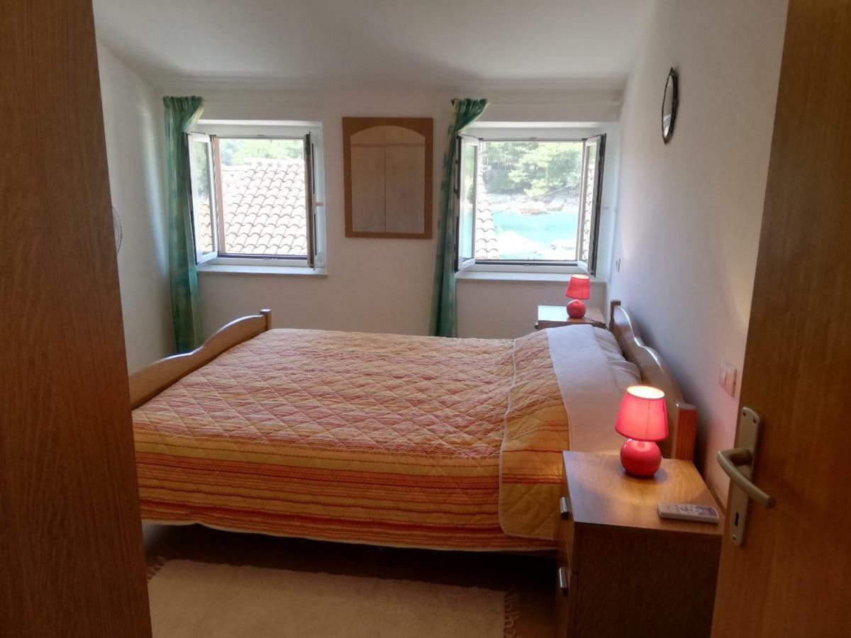 Apartments Ana Pogana Пунта-Крижа Экстерьер фото